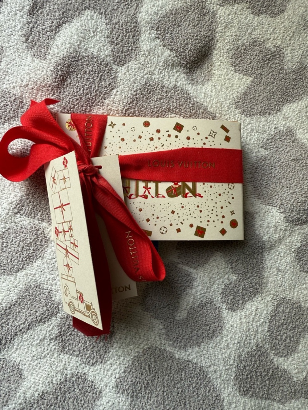 Louis Vuitton Monogram Key Pouch in Brown & Gold Hardware - Picture 12 of 12